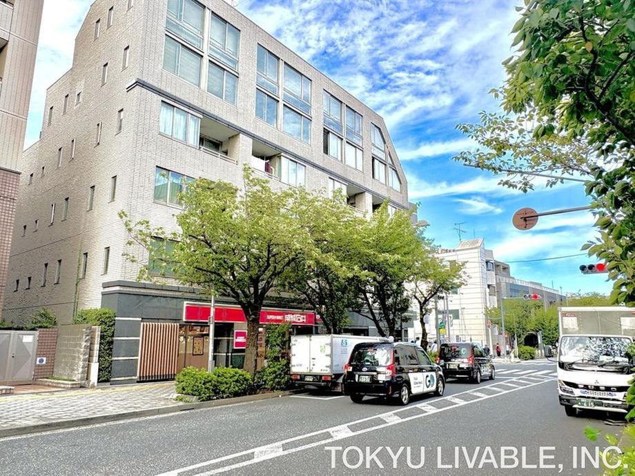 3LDK apartment in Setagaya Ward, Tokyo - Photo 1