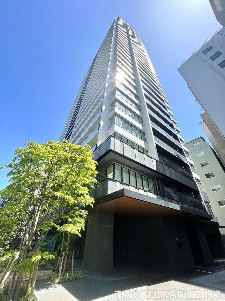 2LDK apartment in Chuo Ward, Osaka - Photo 1