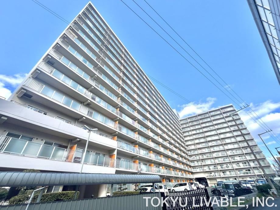 2LDK+S apartment in Miyakojima Ward, Osaka - Photo 1