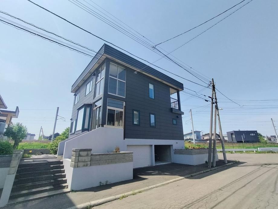 4LDK house in Kita Ward, Sapporo, Hokkaido - Photo 1