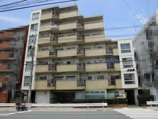 3DK apartment in Fushimi Ward, Kyoto - Photo 1