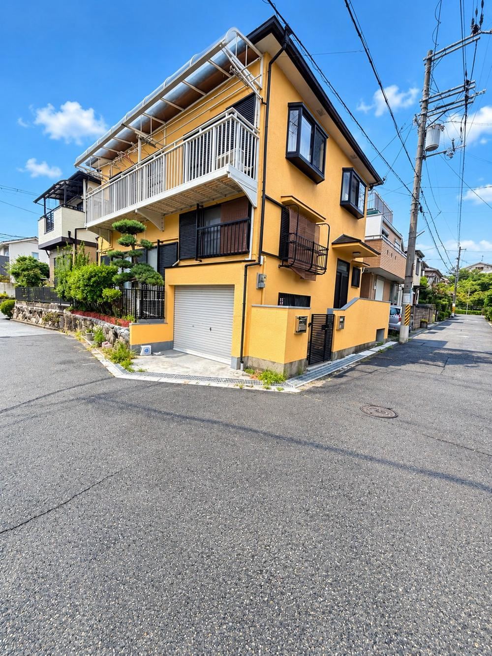 4LLDDKK house in Ibaraki, Osaka - Photo 1