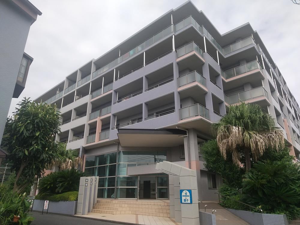 3LDK apartment in Zushi, Kanagawa - Photo 1