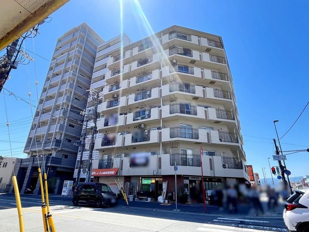 2LDK apartment in Amagasaki, Hyogo - Photo 1