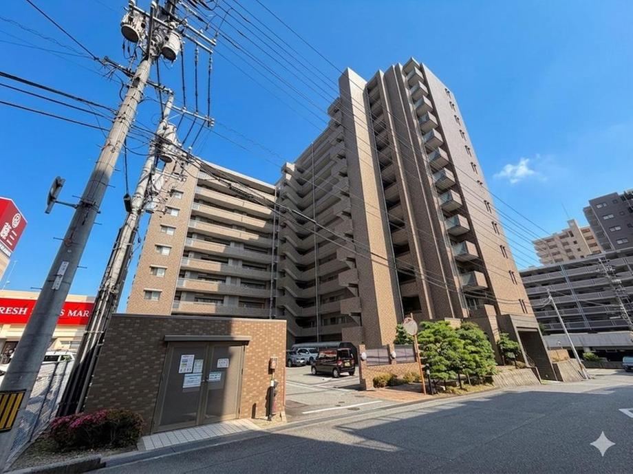 3LDK apartment in Kure, Hiroshima - Photo 1