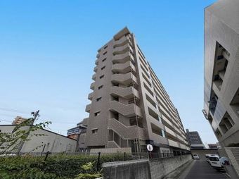 2LDK apartment in Higashihiroshima