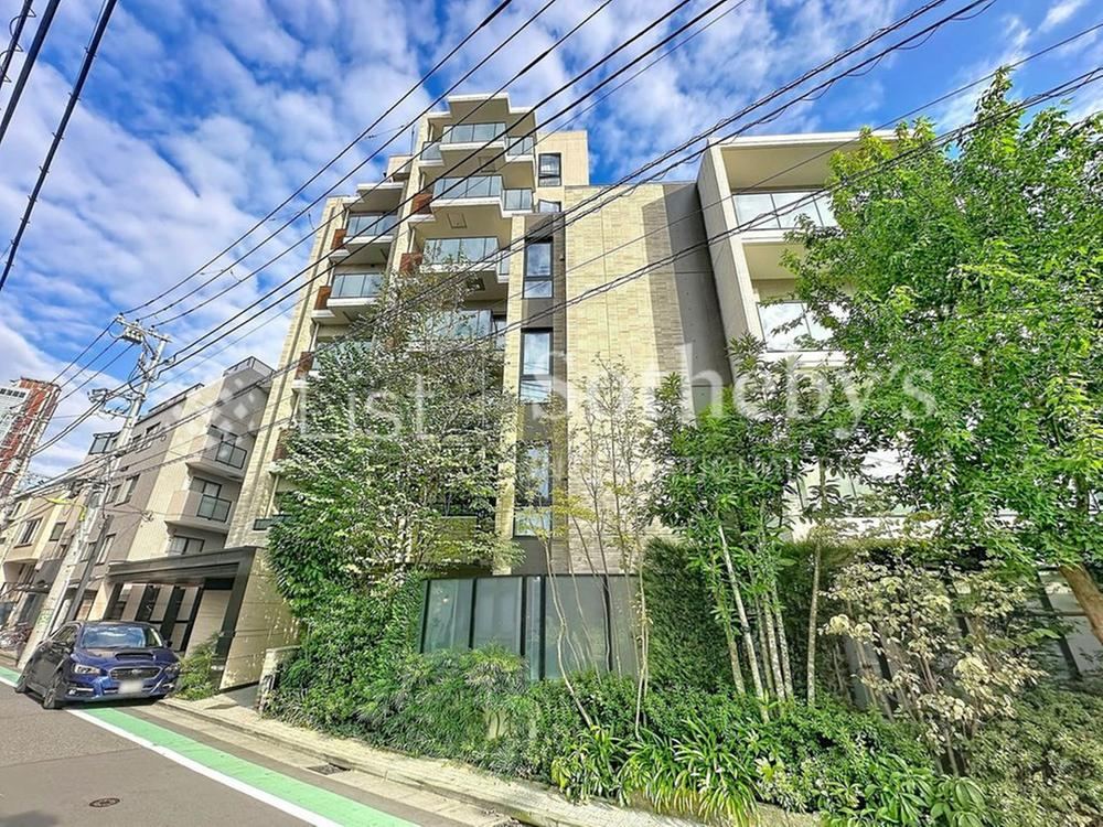 1LDK apartment in Setagaya Ward, Tokyo - Photo 1