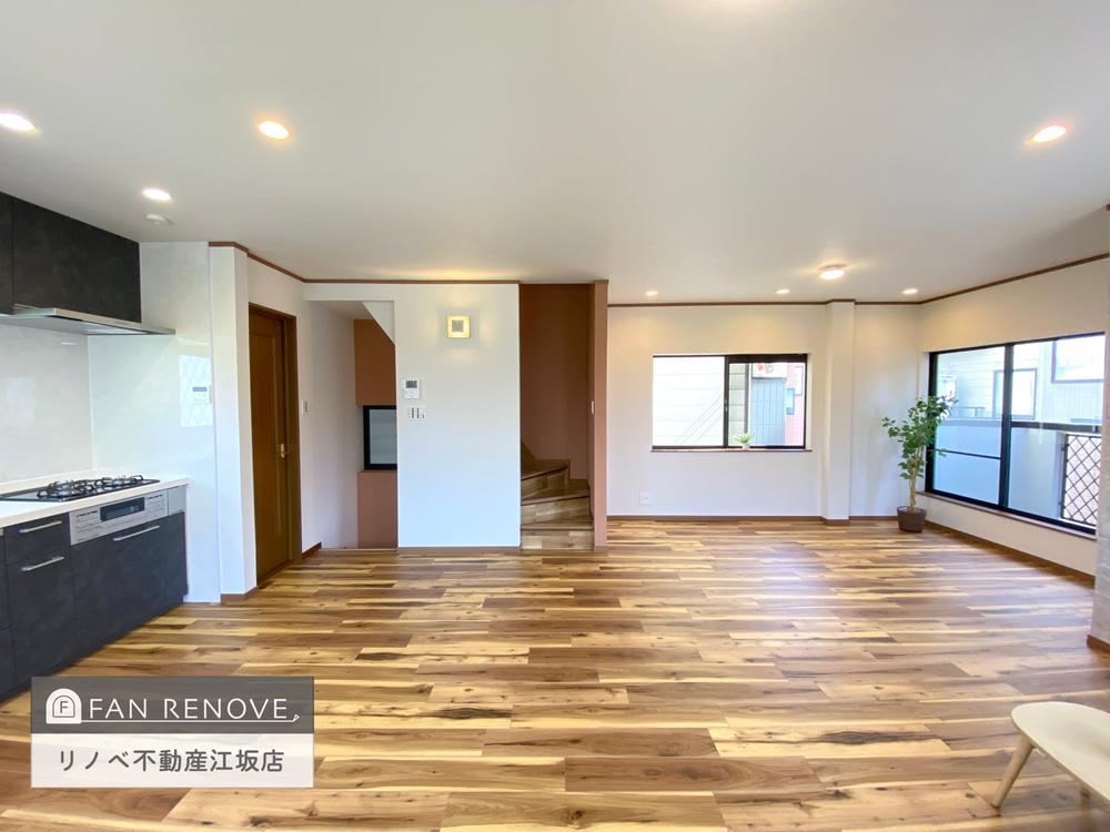 4LDK+S house in Suita, Osaka - Photo 1