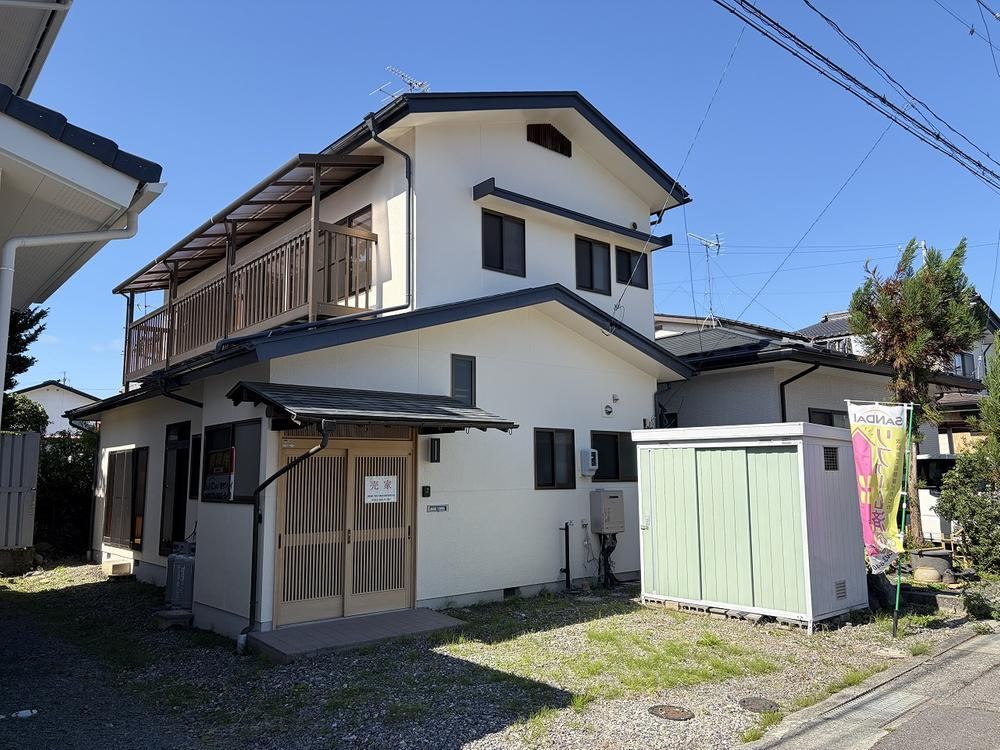 4DK house in Okaya, Nagano - Photo 1