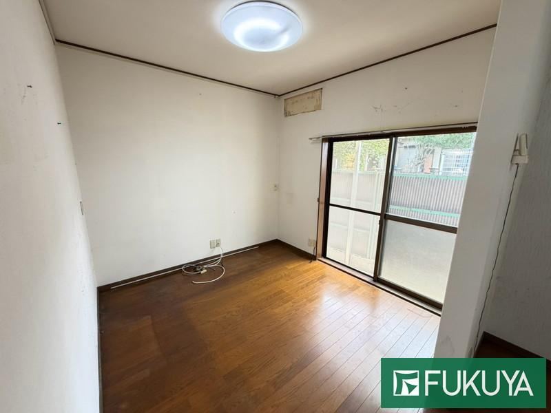 4DK house in Hirakata, Osaka - Photo 1