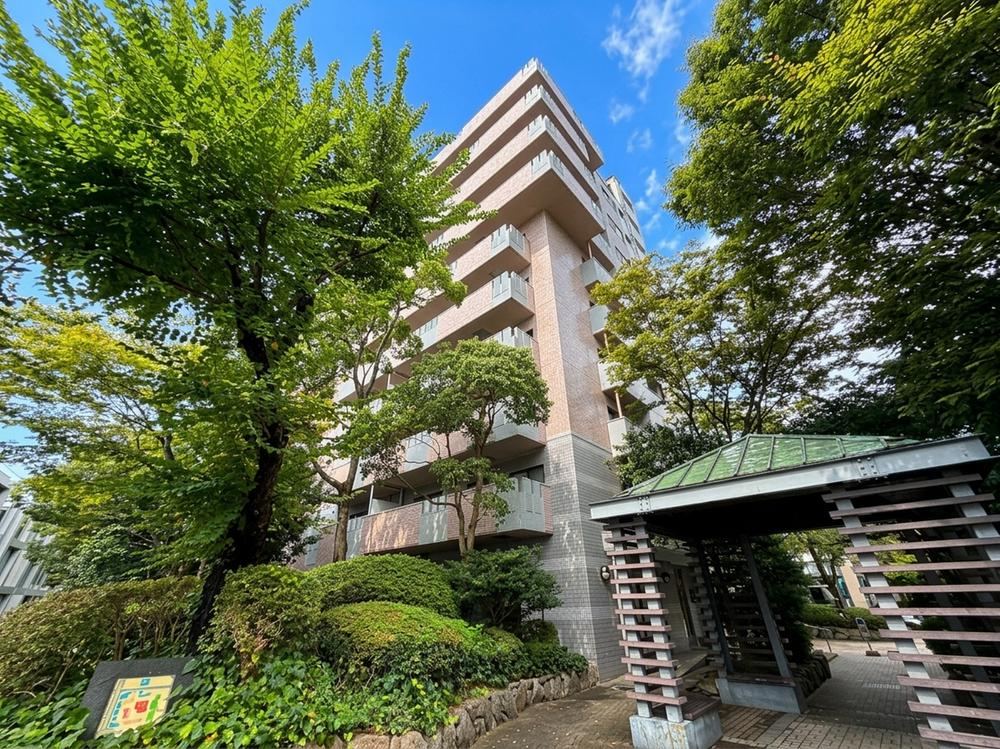 3LDK apartment in Sawara Ward, Fukuoka - Photo 1