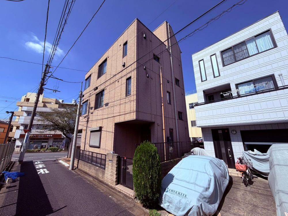 3LDK+S house in Nerima Ward, Tokyo - Photo 1