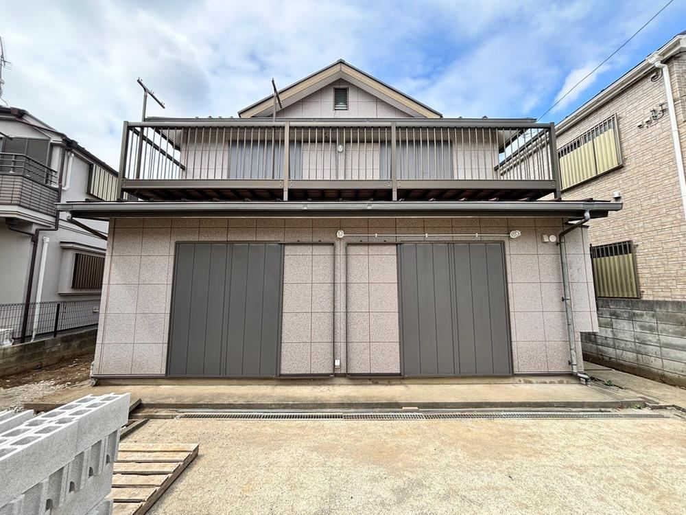 3LDK house in Chofu, Tokyo - Photo 1