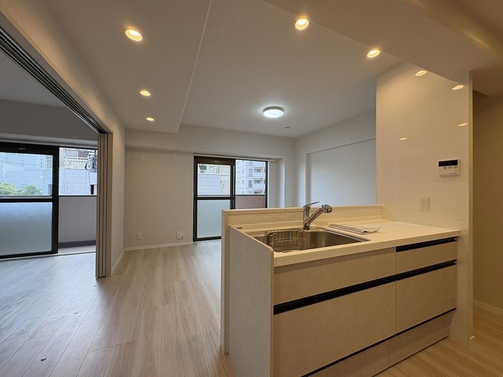3LDK apartment in Naka Ward, Hiroshima - Photo 1