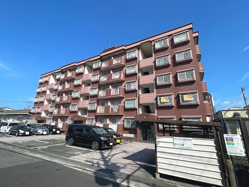 3LDK apartment in Kokuraminami Ward, Kitakyushu, Fukuoka - Photo 1