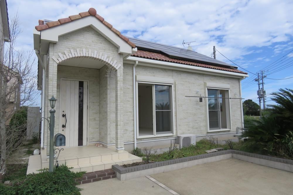 2LDK house in Togane, Chiba - Photo 1