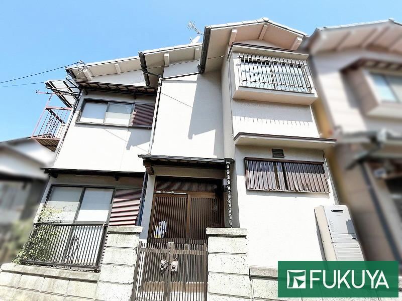 4DK house in Yamashina Ward, Kyoto - Photo 1