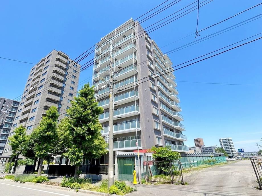 3LDK apartment in Atsubetsu Ward, Sapporo, Hokkaido - Photo 1