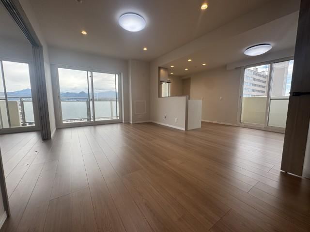 3LDK apartment in Nishi Ward, Sapporo, Hokkaido - Photo 1