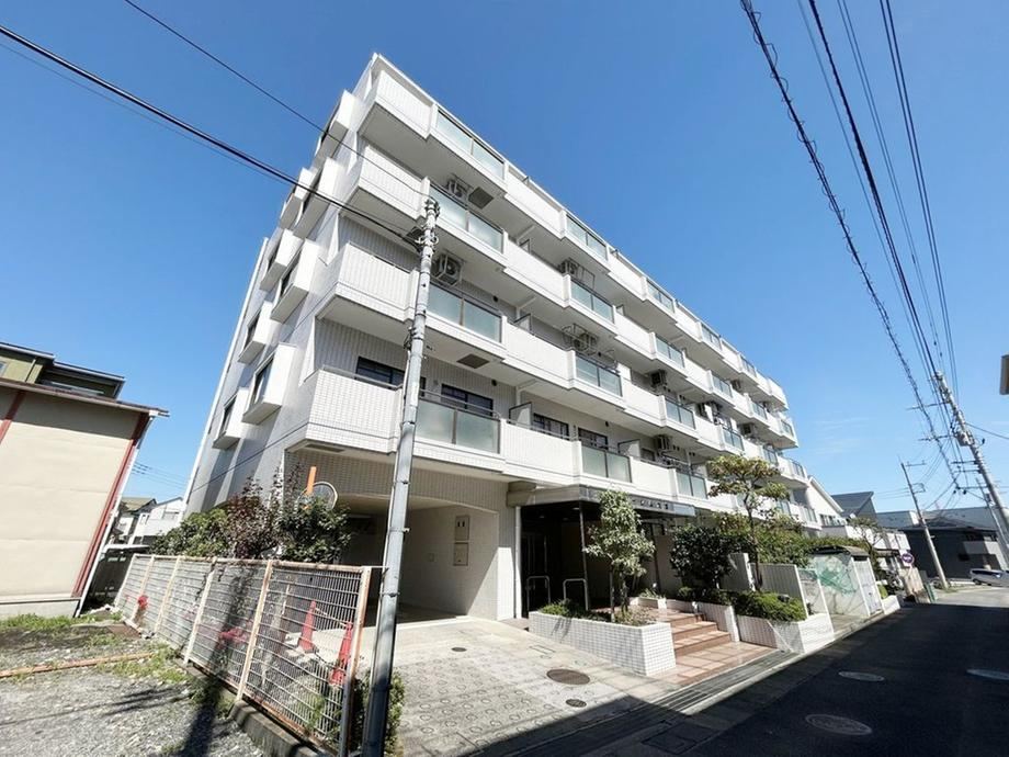 3LDK apartment in Nishi Ward, Saitama - Photo 1