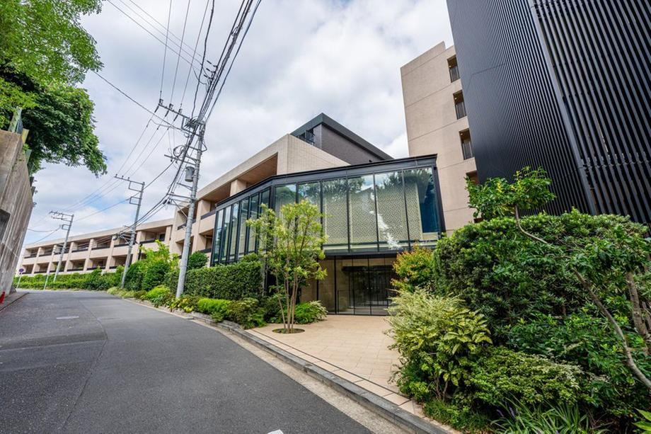 3LDK apartment in Kohoku Ward, Yokohama, Kanagawa - Photo 1