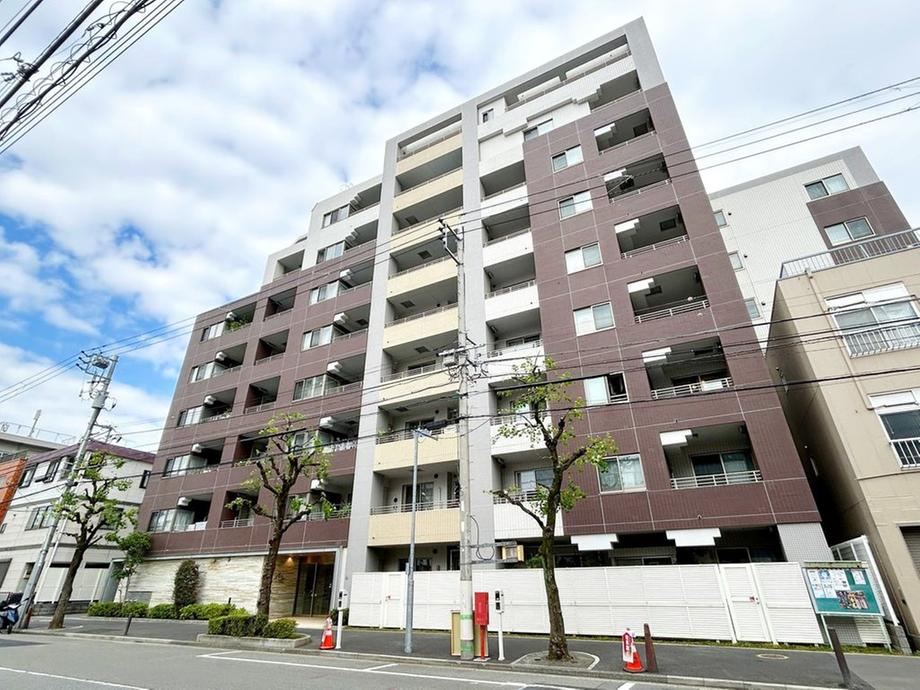 2LDK apartment in Ota Ward, Tokyo - Photo 1