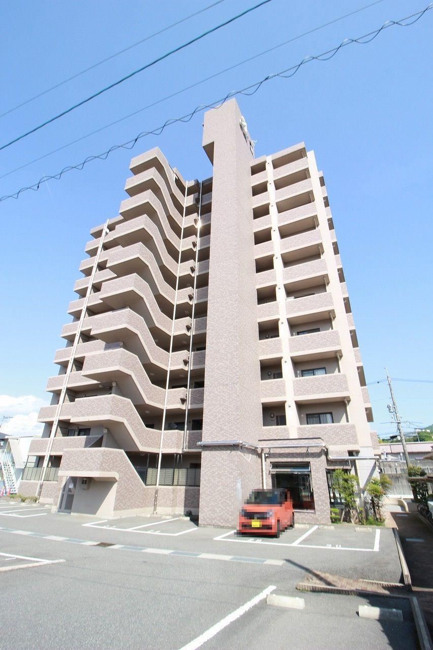 3LDK apartment in Asaminami Ward, Hiroshima - Photo 1