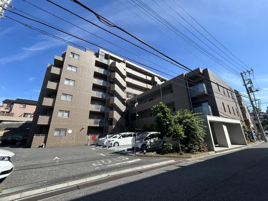 3LDK apartment in Kashiwa, Chiba - Photo 1