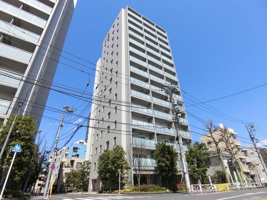 2LDK apartment in Kita Ward, Tokyo - Photo 1