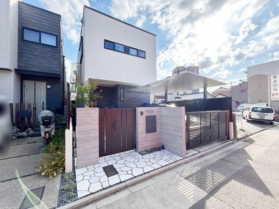 4LDK house in Nishi Ward, Nagoya, Aichi - Photo 1