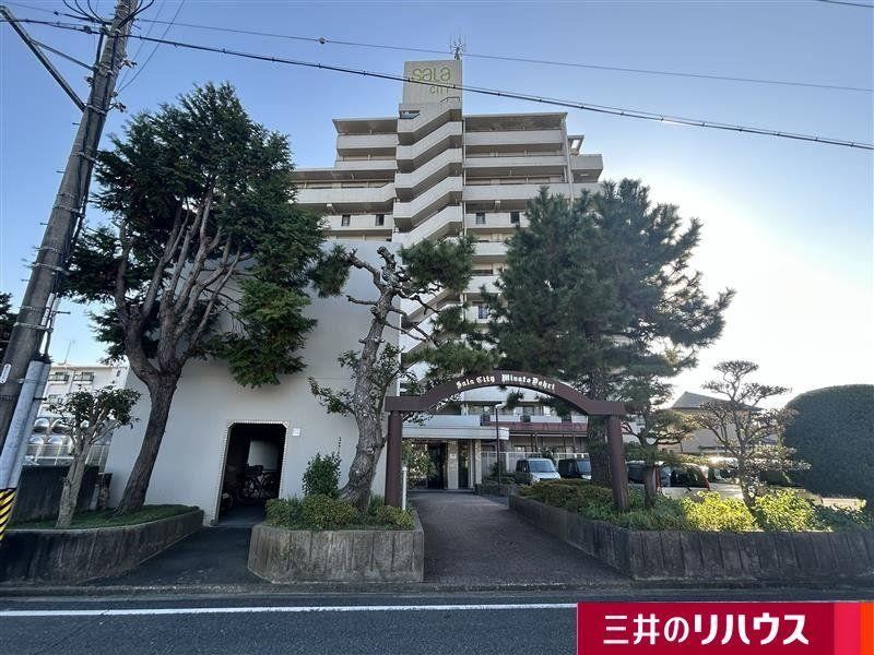 4LDK apartment in Toyohashi, Aichi - Photo 1