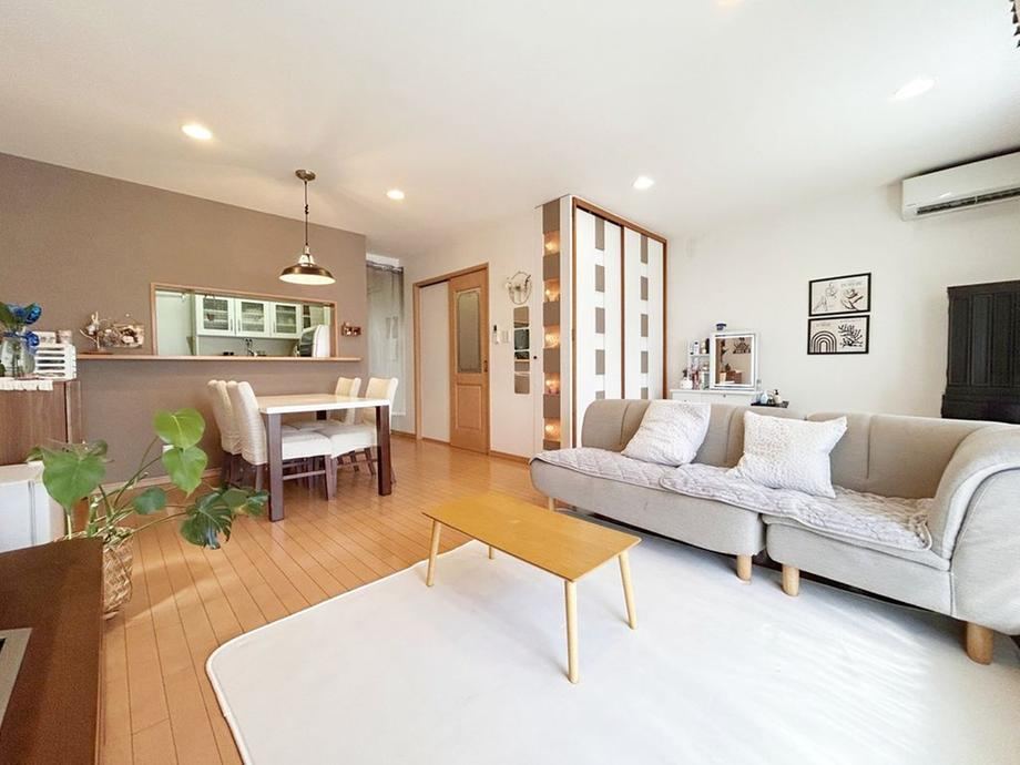 3LDK+S house in Nishinari Ward, Osaka - Photo 1