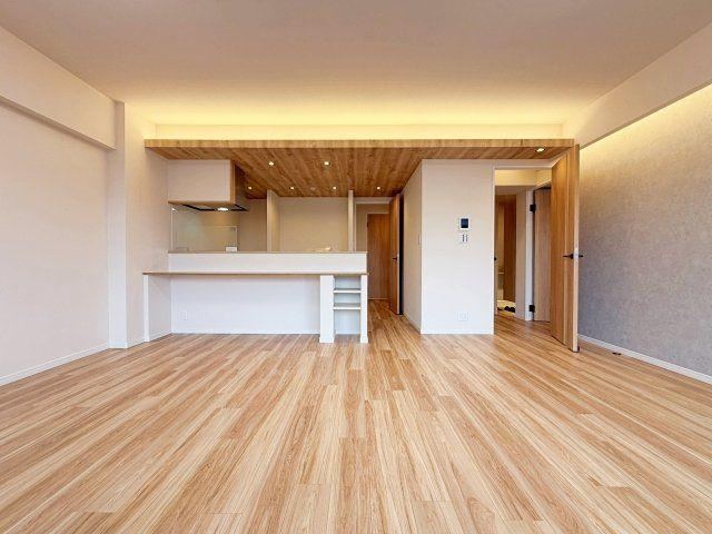 3LDK apartment in Shinagawa Ward, Tokyo - Photo 1