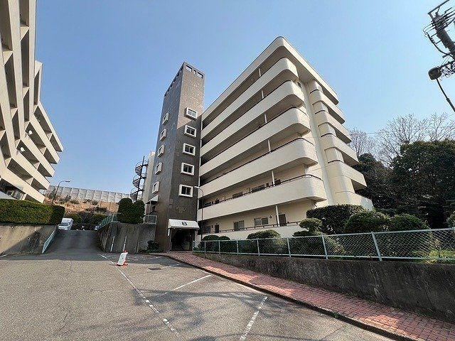 2LDK apartment in Chikusa Ward, Nagoya, Aichi - Photo 1