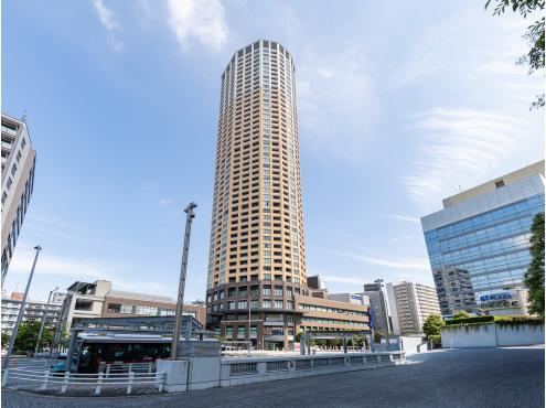 1LDK+S apartment in Meguro Ward, Tokyo - Photo 1