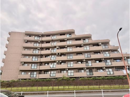3LDK apartment in Ome, Tokyo - Photo 1