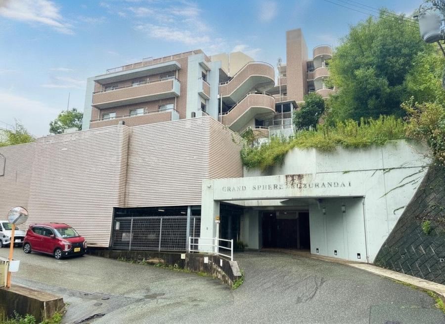 4LDK apartment in Kita Ward, Kobe, Hyogo - Photo 1