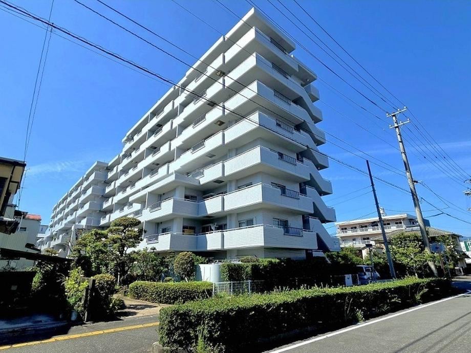 4LDK apartment in Kochi, Kochi - Photo 1