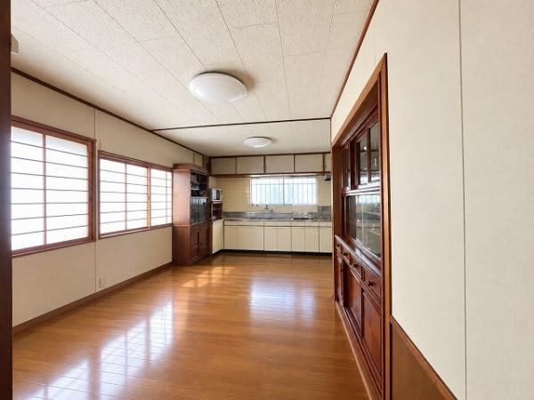 5DK house in Tawaramoto, Shiki District, Nara - Photo 1