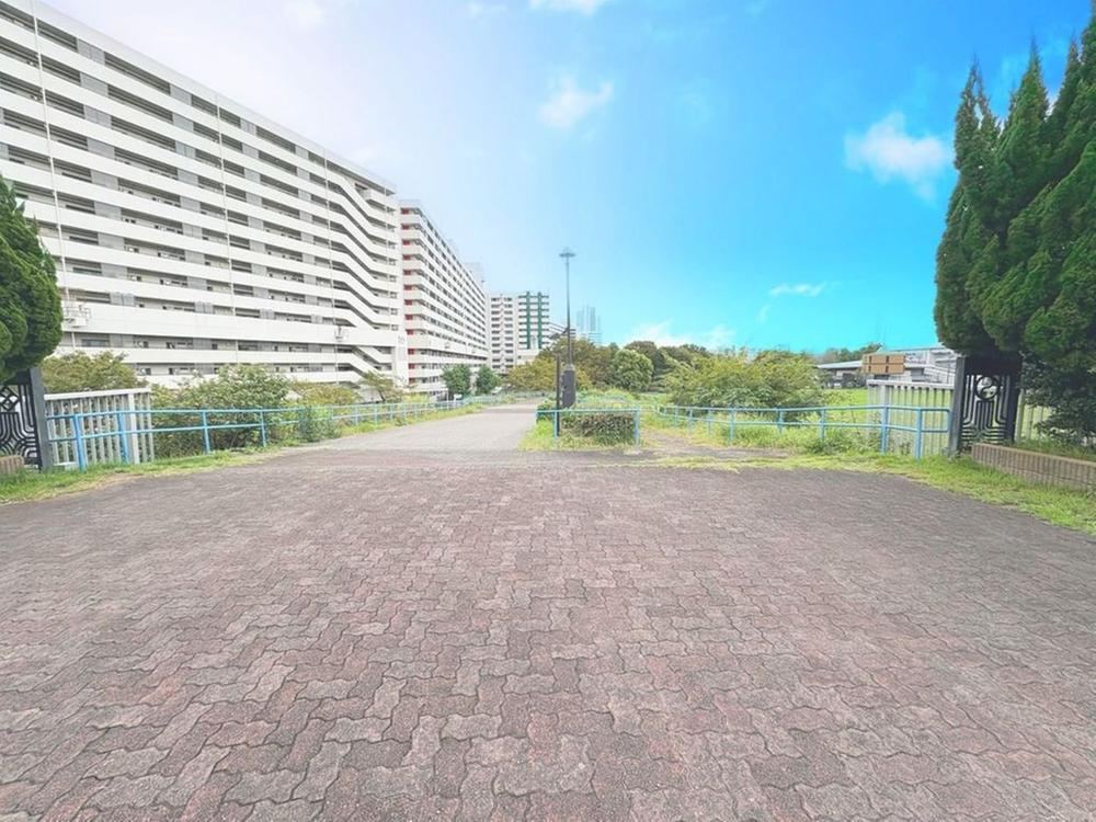 2LDK apartment in Sumida Ward, Tokyo - Photo 1