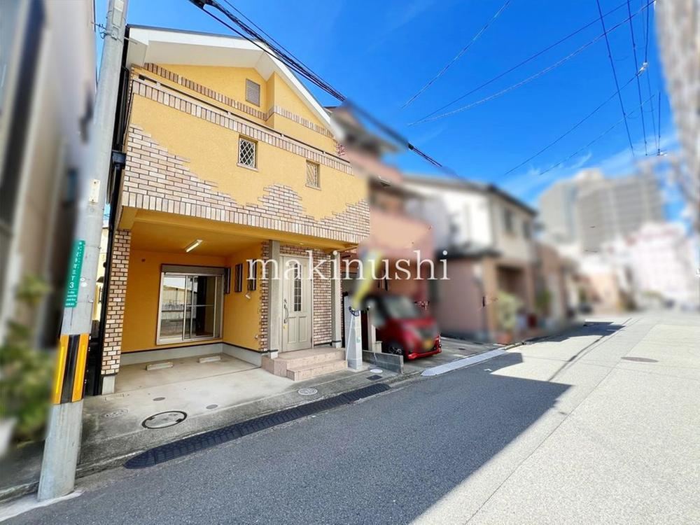 3LDK house in Sakai Ward, Sakai, Osaka - Photo 1
