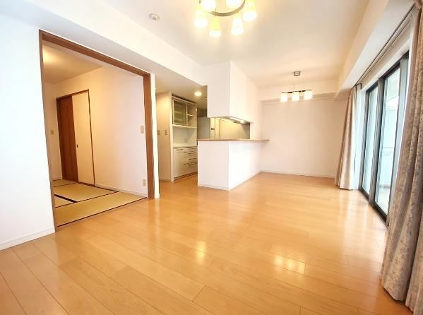 3LDK apartment in Suginami Ward, Tokyo - Photo 1