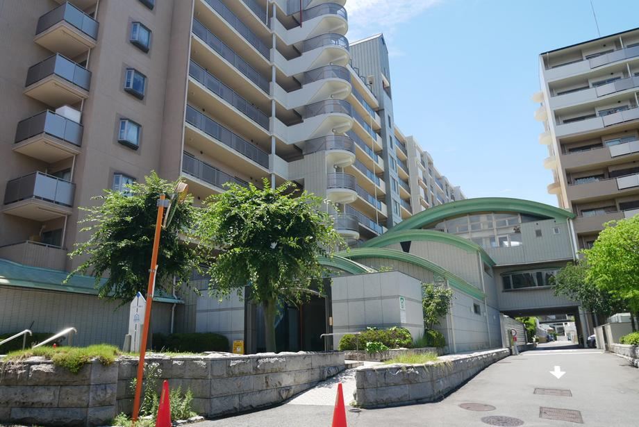 3LDK apartment in Minami Ward, Hiroshima - Photo 1
