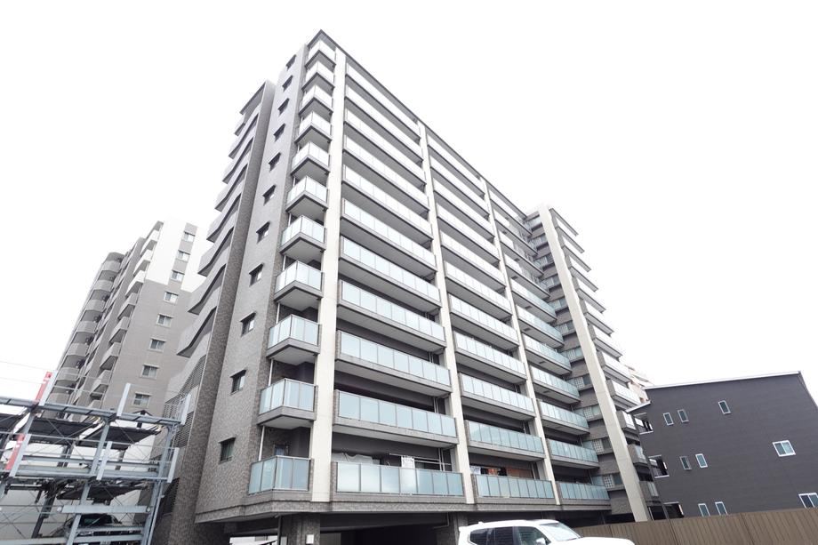 2LDK+S apartment in Saeki Ward, Hiroshima - Photo 1