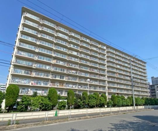 2LDK apartment in Kita Ward, Osaka - Photo 1