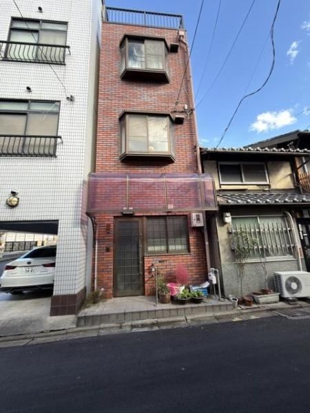 5DK house in Higashiyama Ward, Kyoto - Photo 1