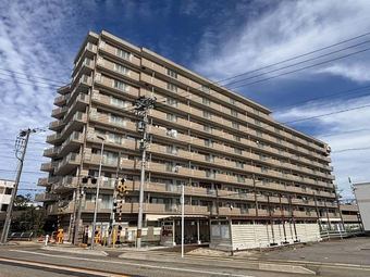 4LDK apartment in Imizu