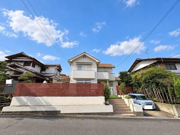 5LDK house in Kawachinagano, Osaka - Photo 1