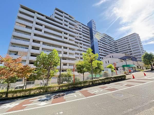 2LDK apartment in Osakasayama, Osaka - Photo 1