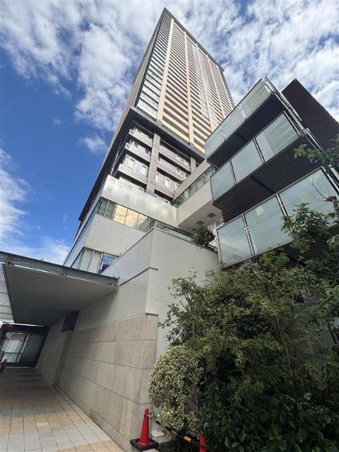 studio apartment in Arakawa Ward, Tokyo - Photo 1